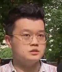 DƬ